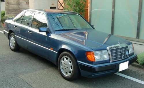 メルセデス・ベンツ 220E
