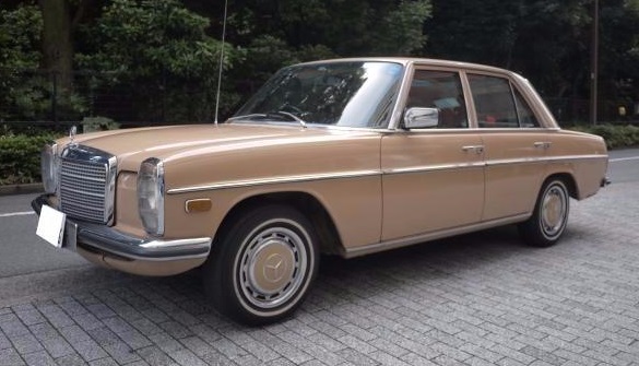 メルセデス・ベンツ 230-4