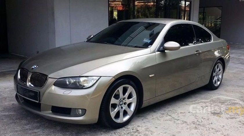 BMW 323iクーペ