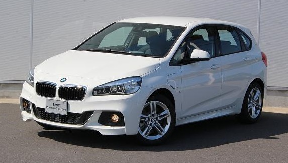 BMW 225xeアクティブツアラー