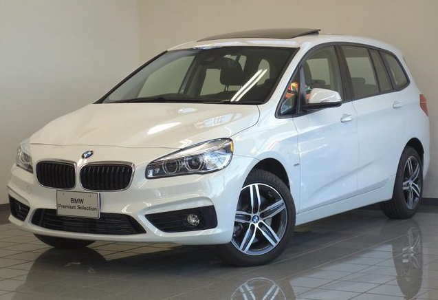 BMW 220iグランツアラー