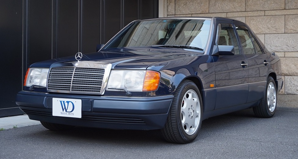 メルセデス・ベンツ 400E
