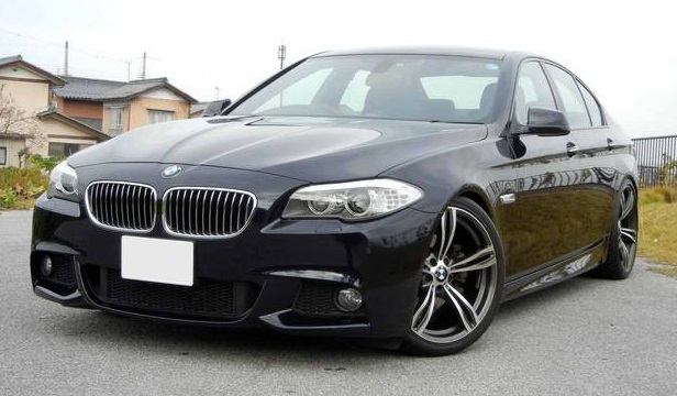 BMW 523i