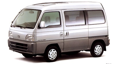 ホンダ ストリート