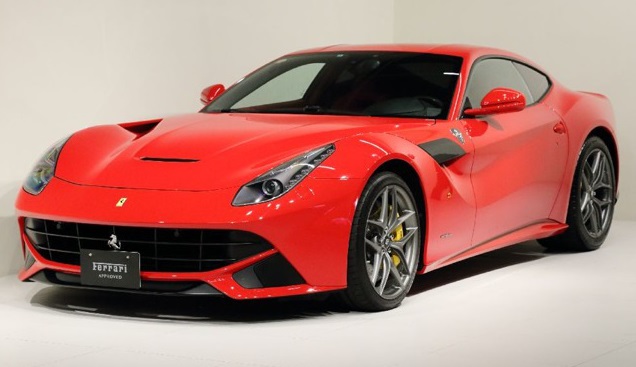 フェラーリ F12ベルリネッタ