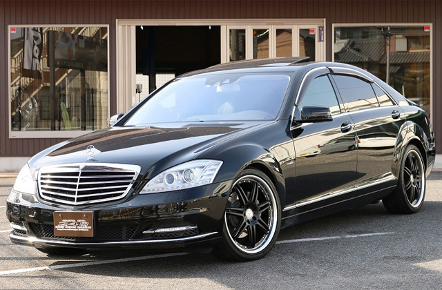 メルセデス・ベンツ S400L